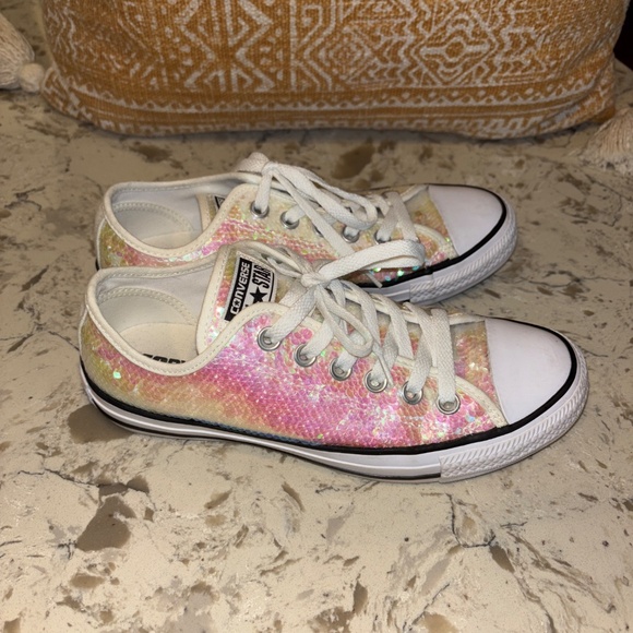 Women’s Converse Chuck Taylor All Star Iridescent Sequin Low Top Sneakers 7 - Picture 2 of 7